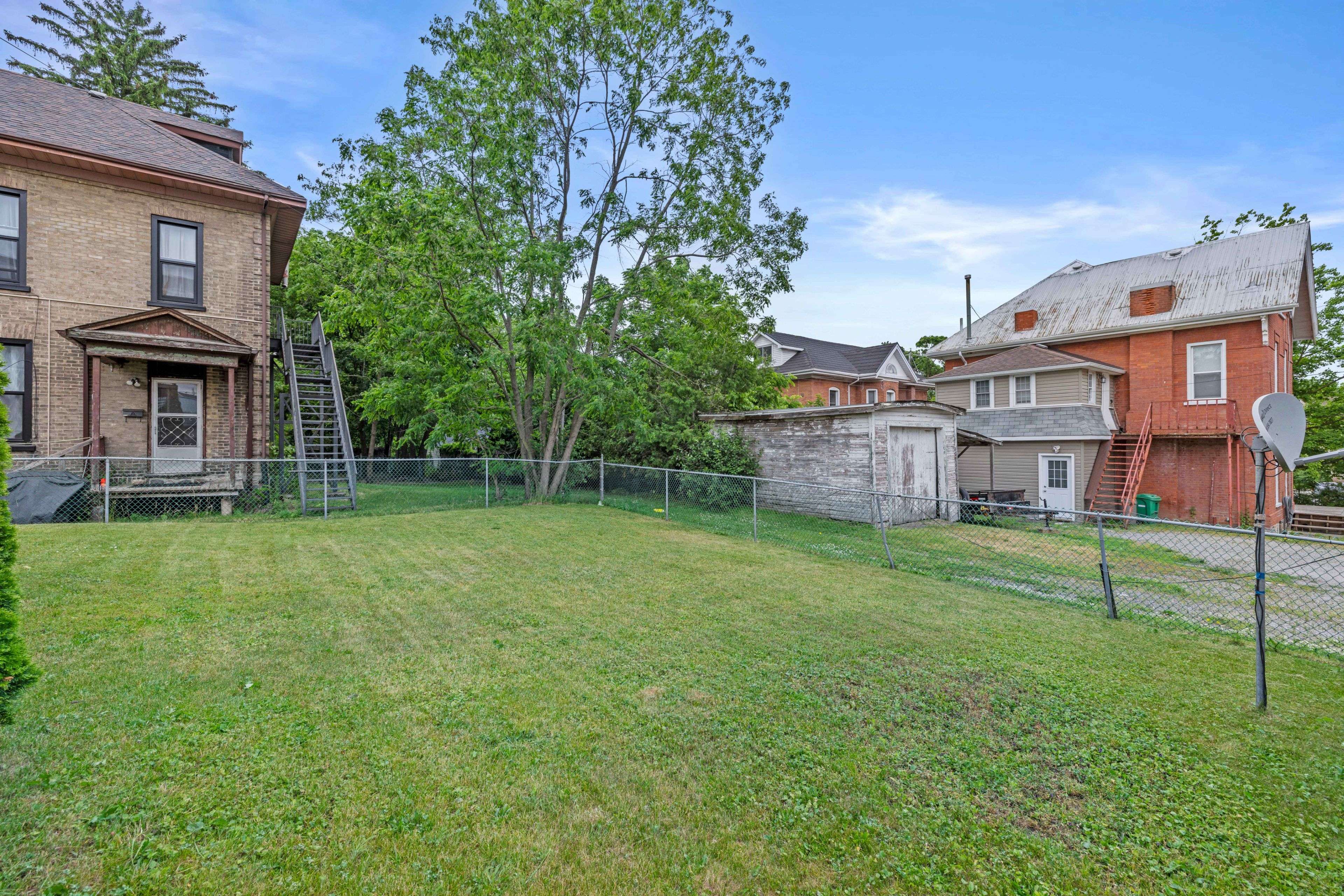Peterborough North, ON K9H 3N6,744 Water ST
