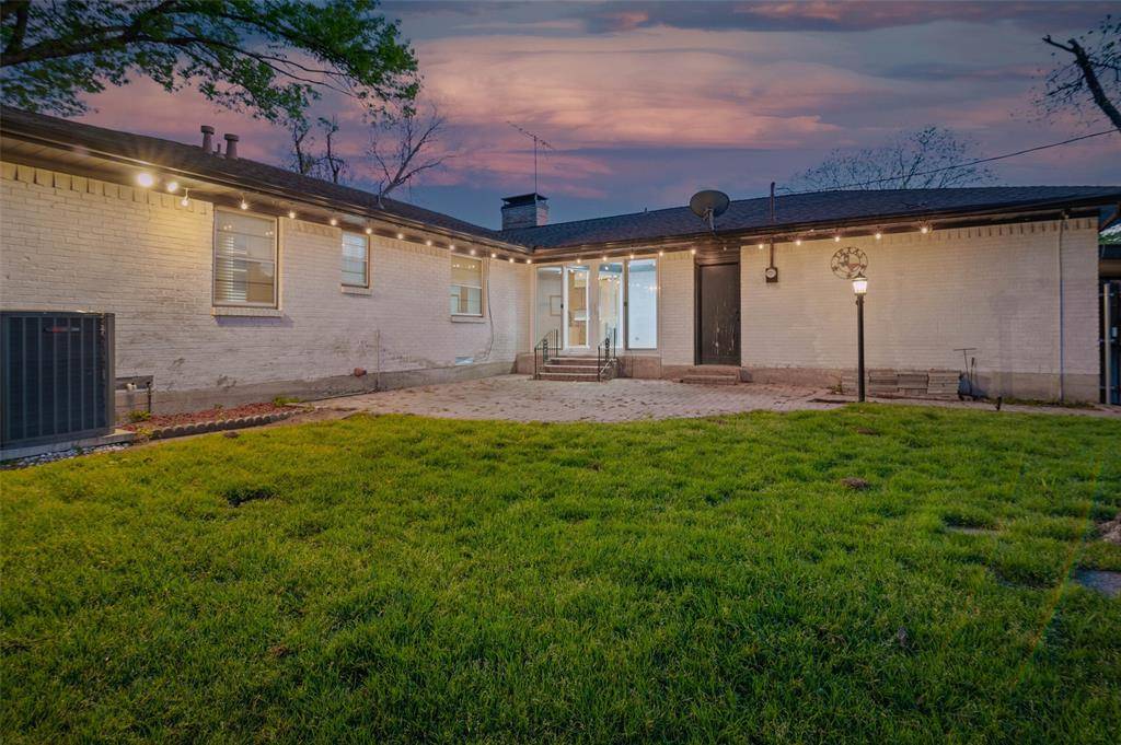 Dallas, TX 75228,8815 Bretshire Drive