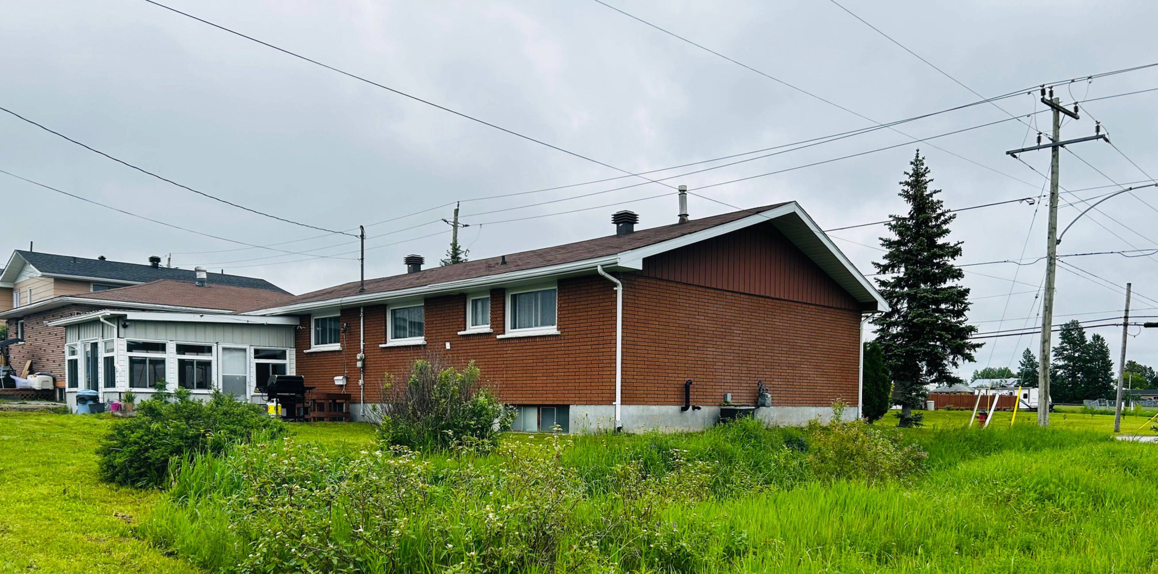 Kapuskasing, ON P5N 2T3,35 Brunelle RD S