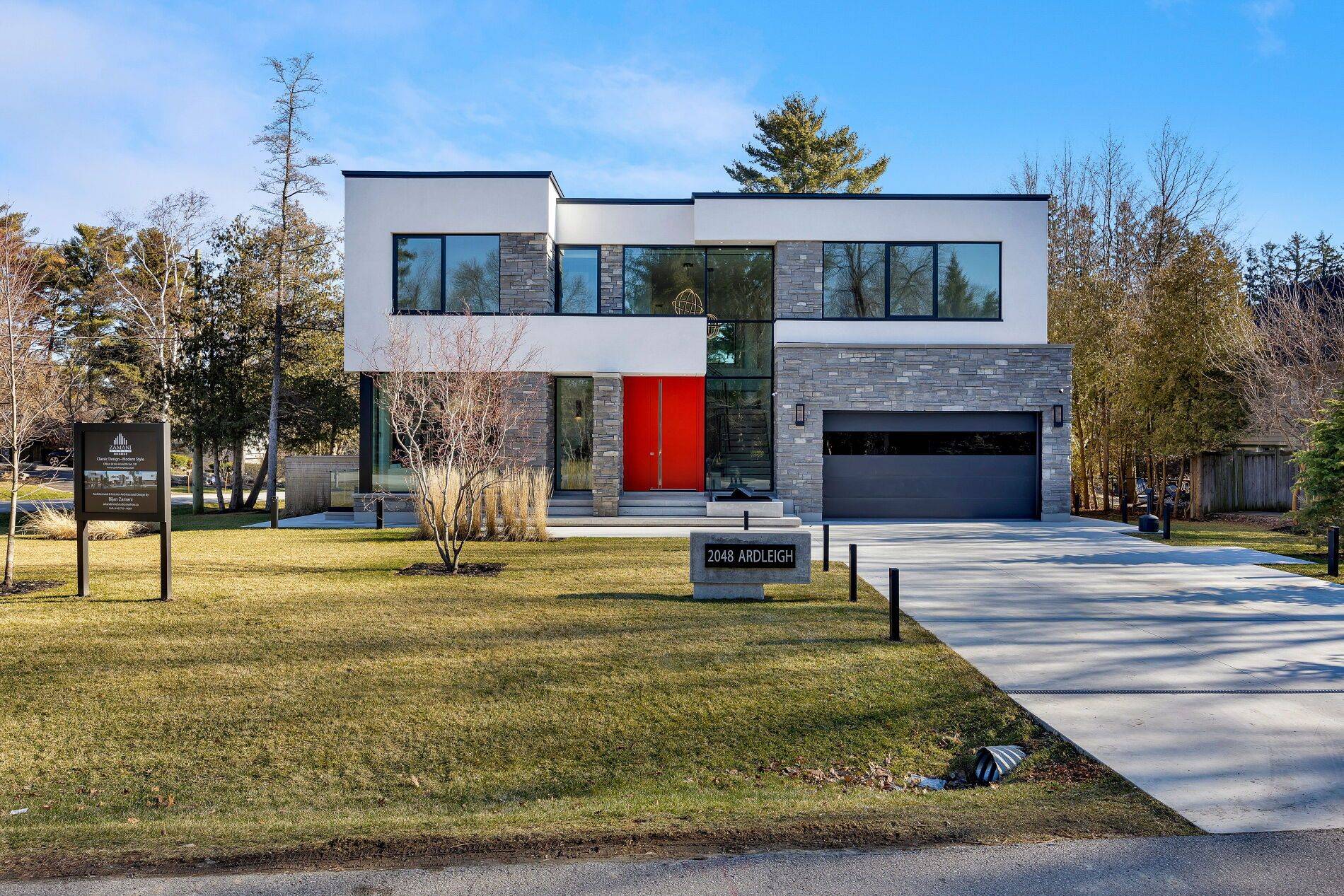 Oakville, ON L6J 4W8,2048 Ardleigh RD