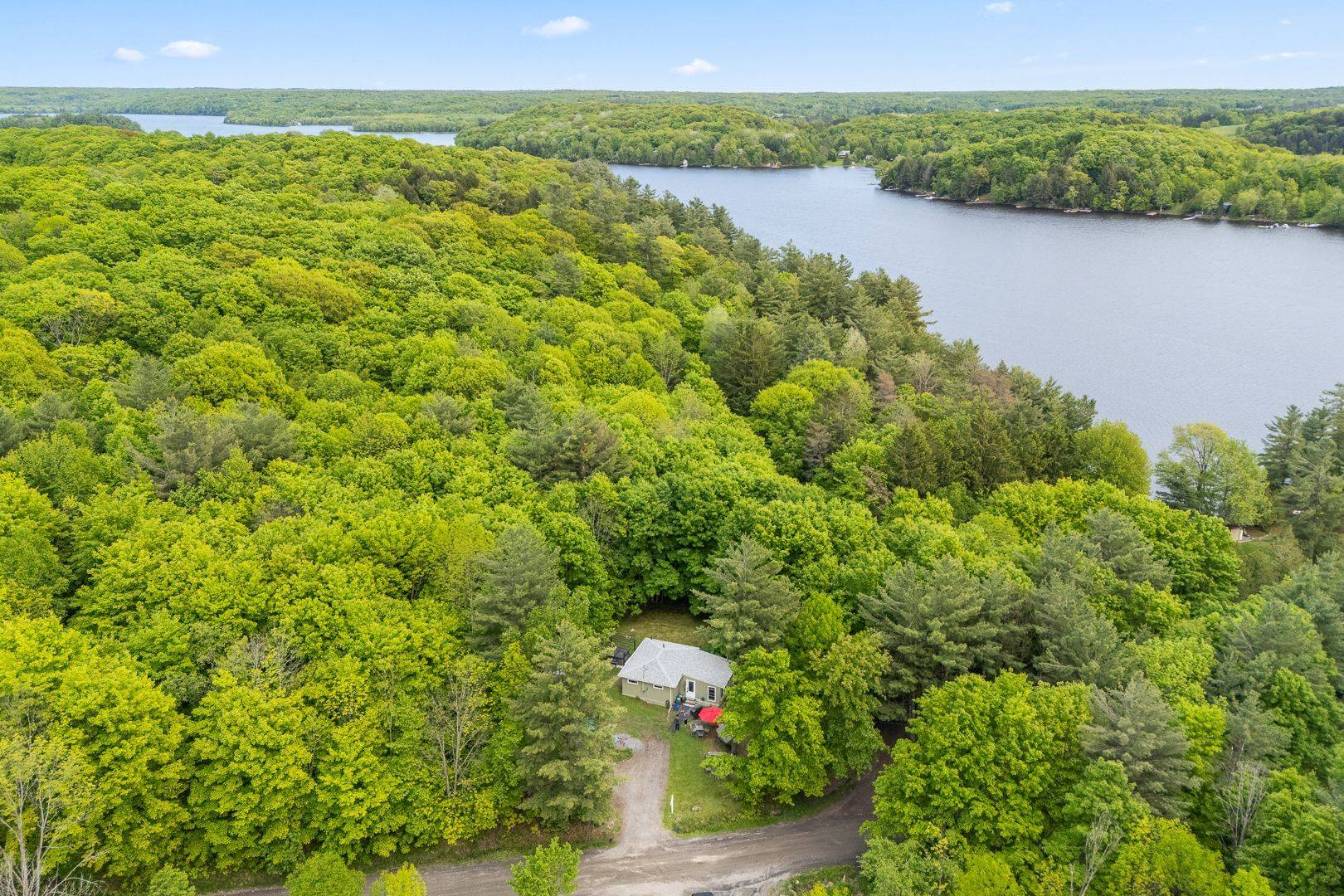 Muskoka Lakes, ON P0B 1M0,1053 Cutler RD