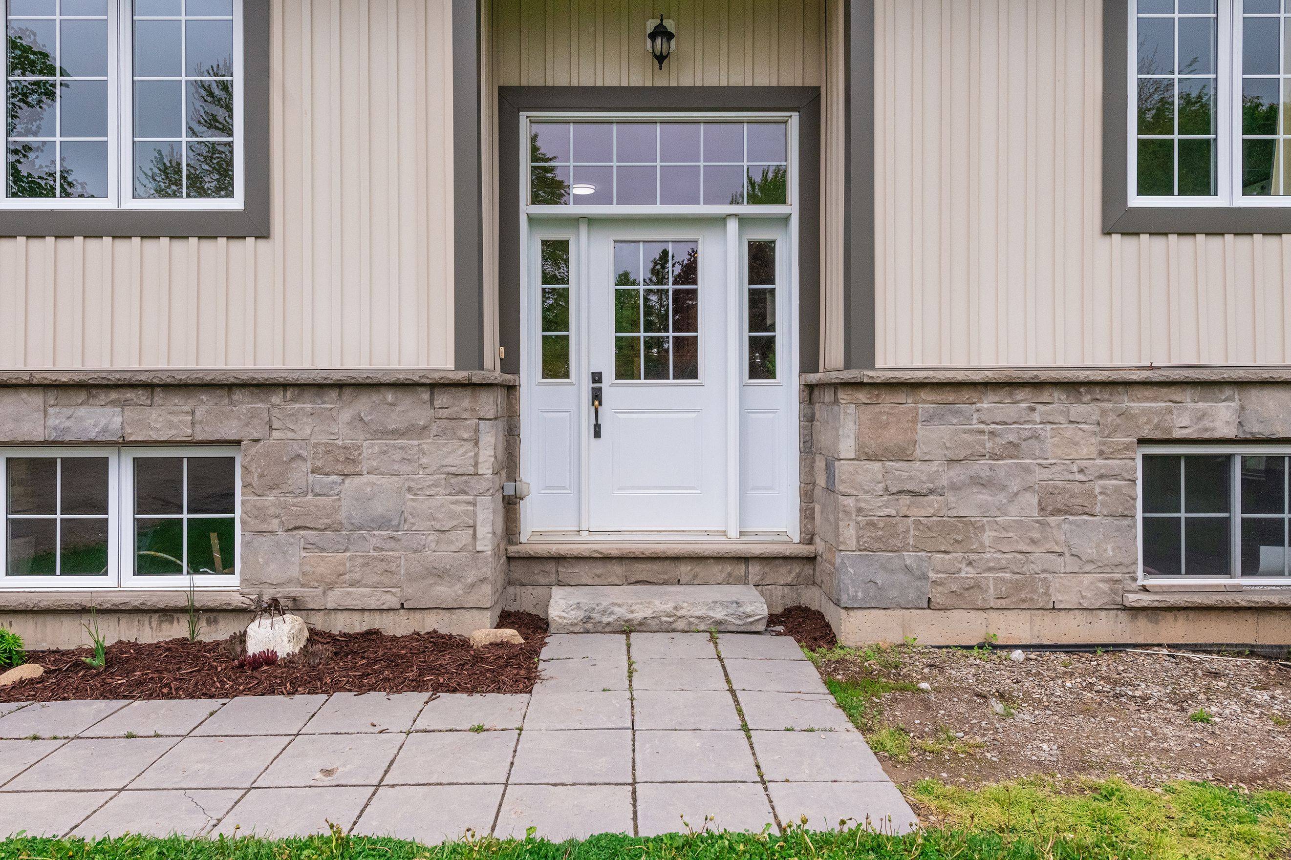 East Luther Grand Valley, ON L9W 3B5,402187 County Road 15 N/A