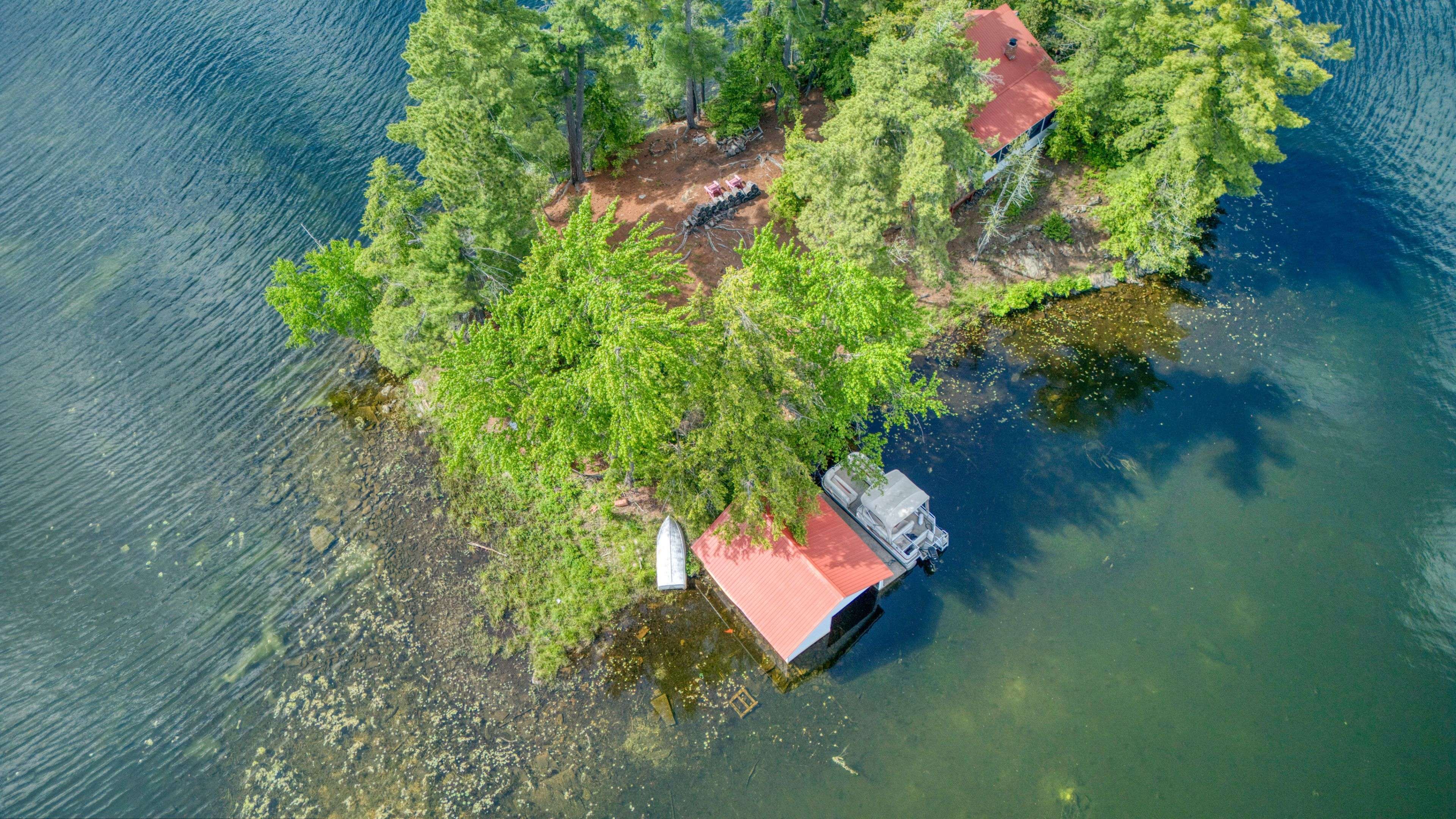 Frontenac, ON K0H 2P0,259 Island 1 N/A