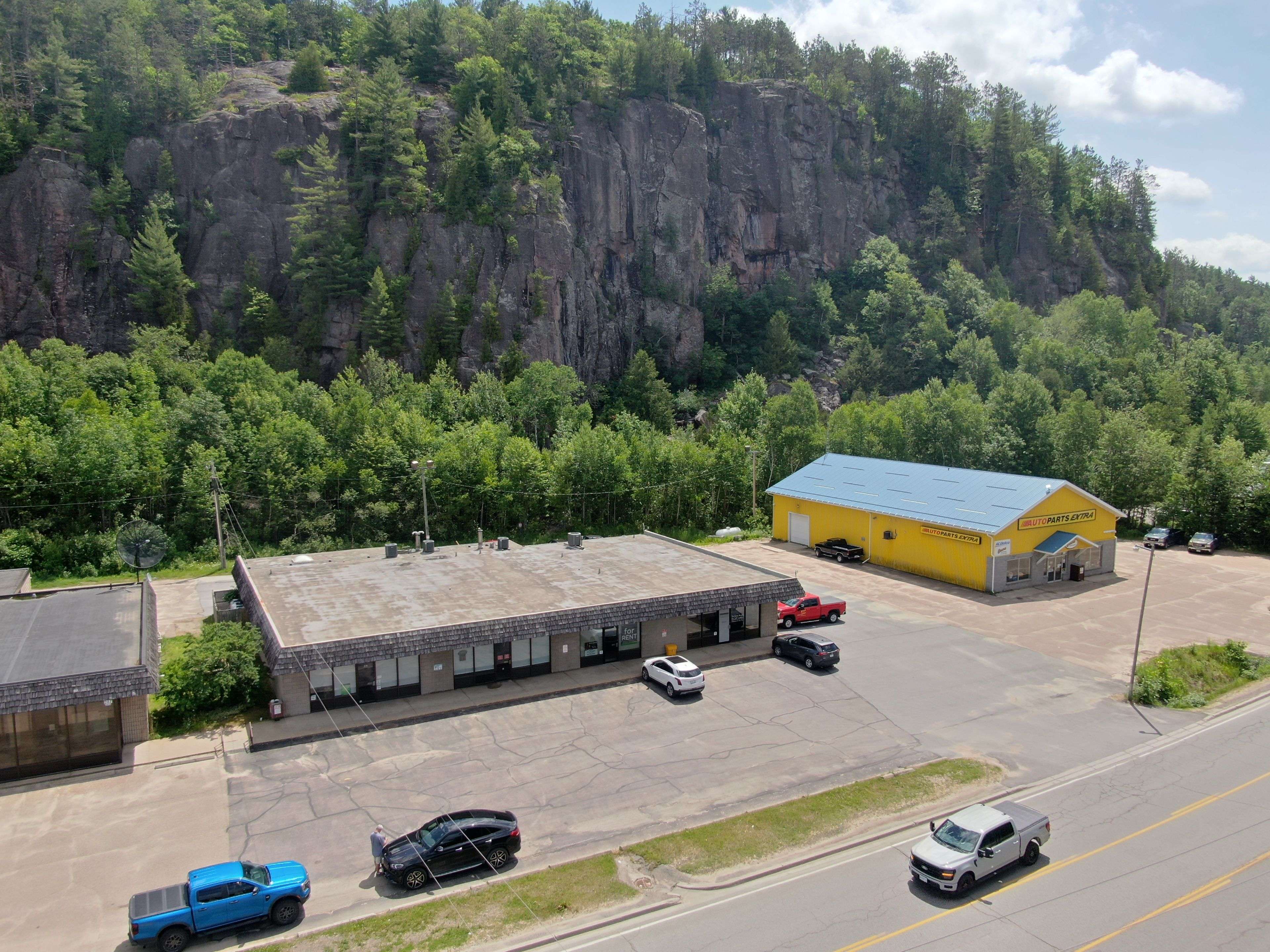 225-231 Hastings ST N #229, Bancroft, ON K0L 1C0