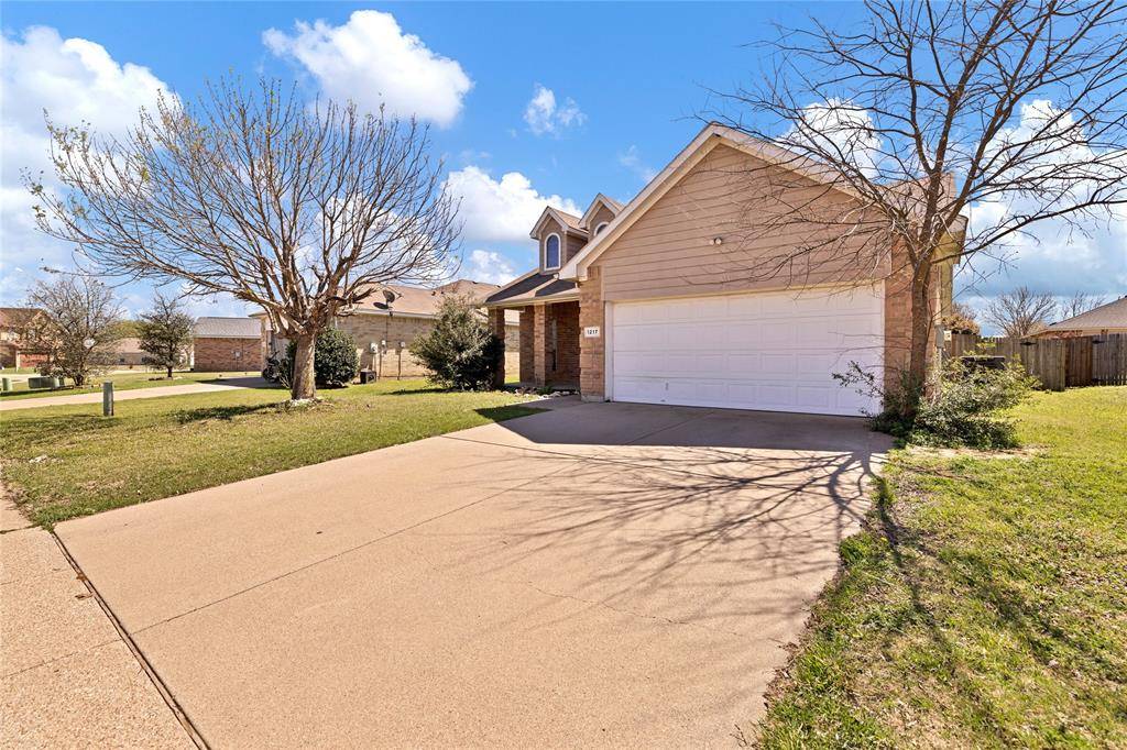 Crowley, TX 76036,1217 Foxtail Lane