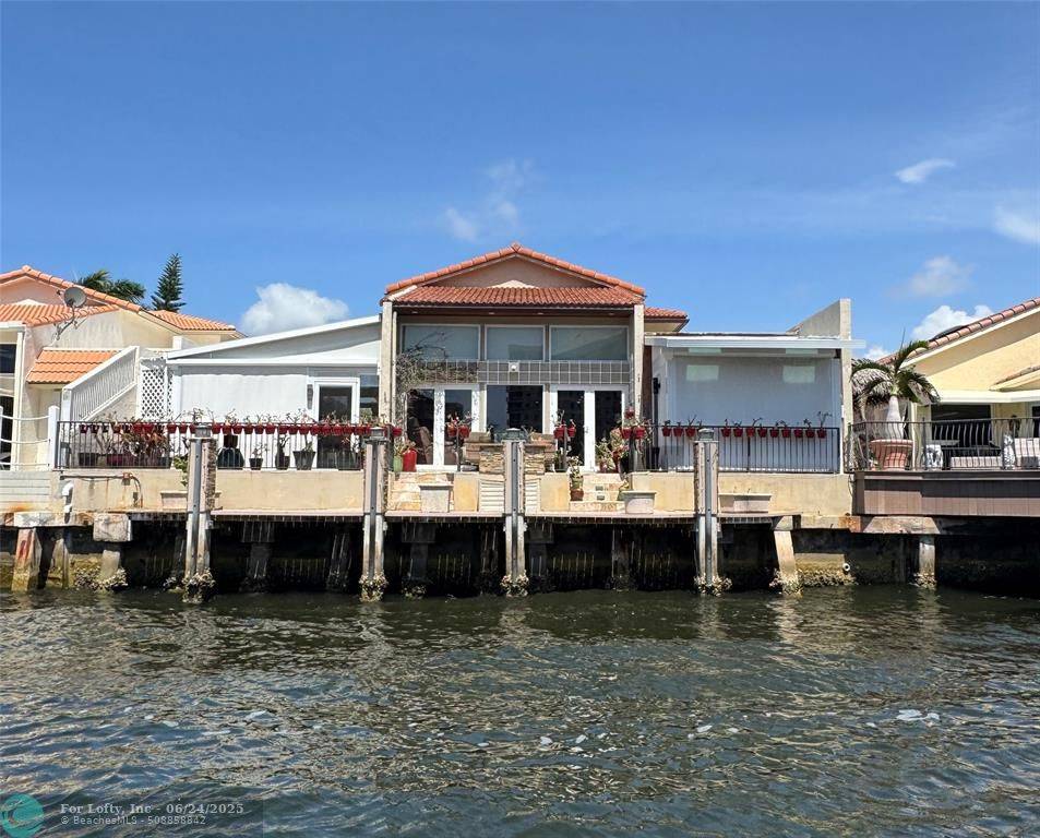 Delray Beach, FL 33483,[StreetName,UnitNumber,StreetNumber,StreetDirPrefix]