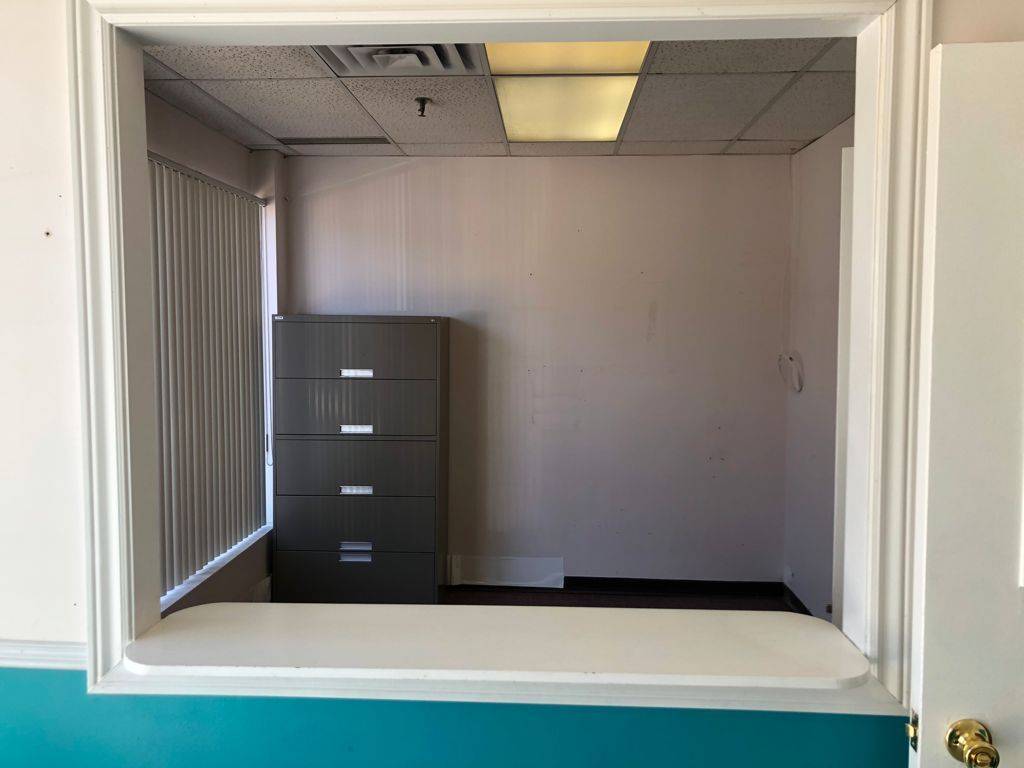 Mississauga, ON L5C 4E6,1140 Burnhamthorpe RD W #131