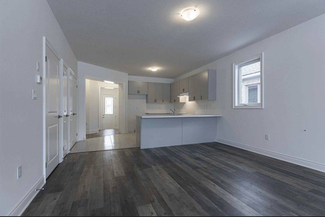 Tillsonburg, ON N4G 0J8,30 Seaton CRES