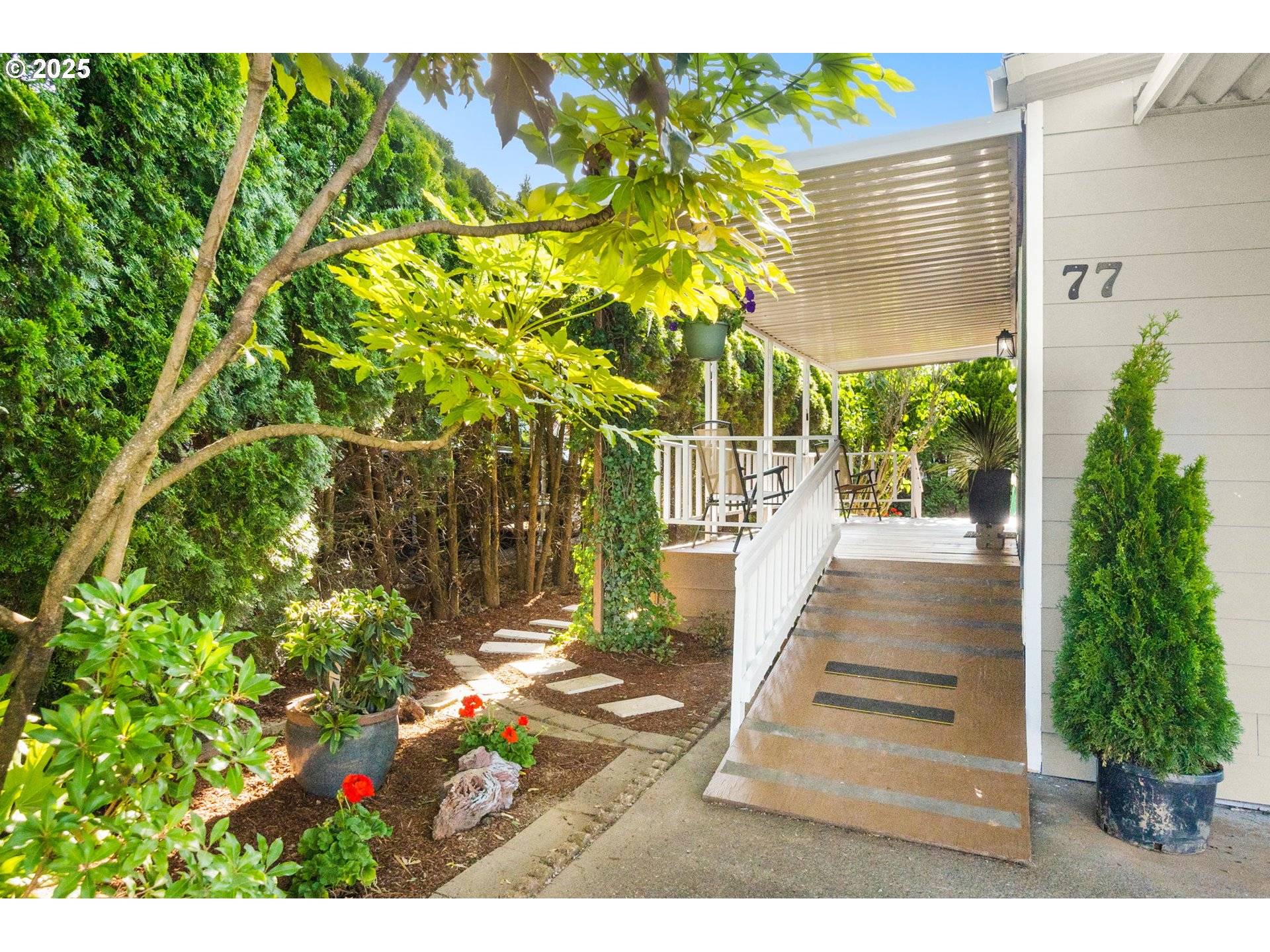 Fairview, OR 97024,21100 NE SANDY BLVD #77