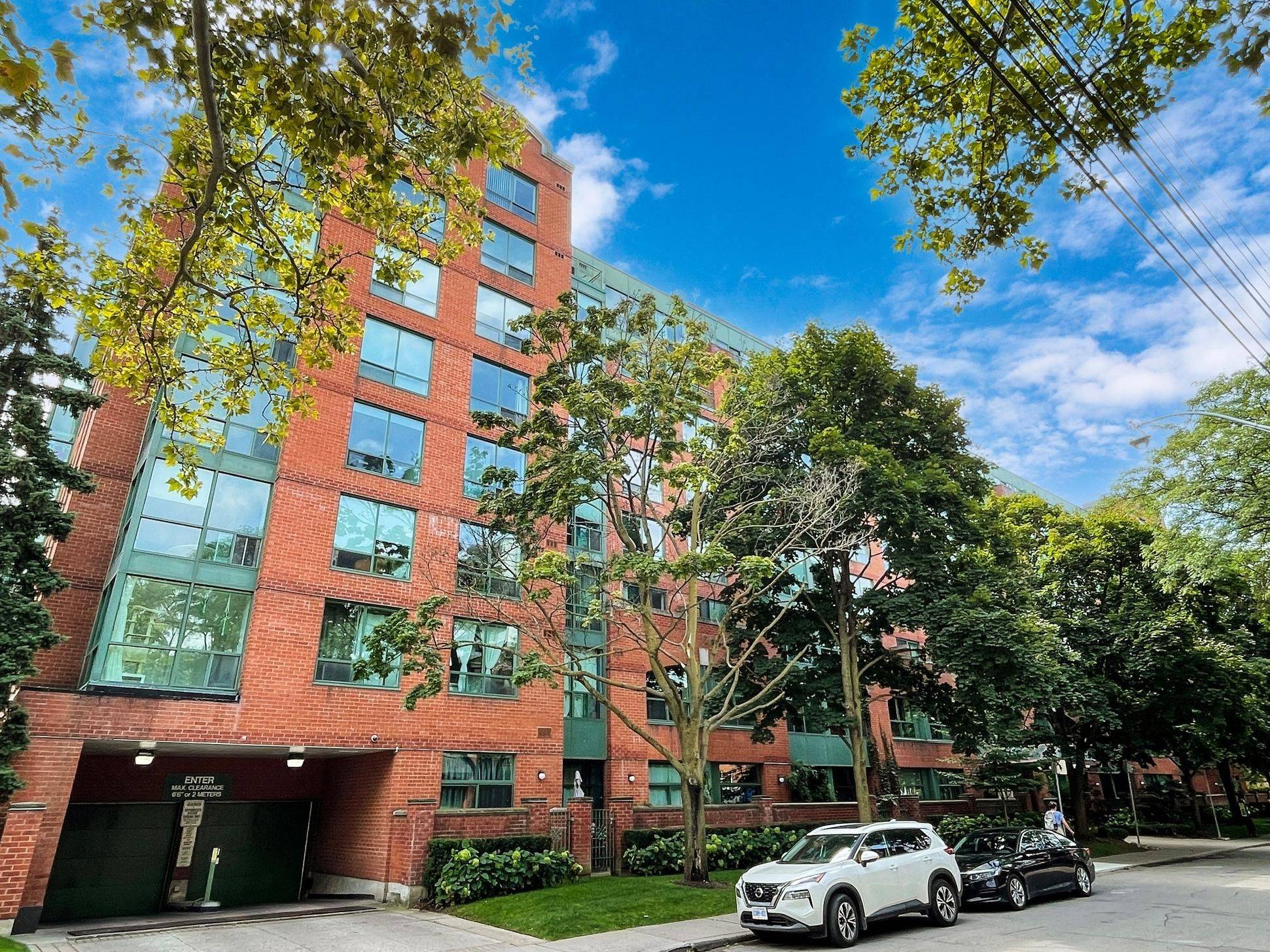 Toronto C02, ON M5R 3P6,95 Prince  Arthur AVE #126