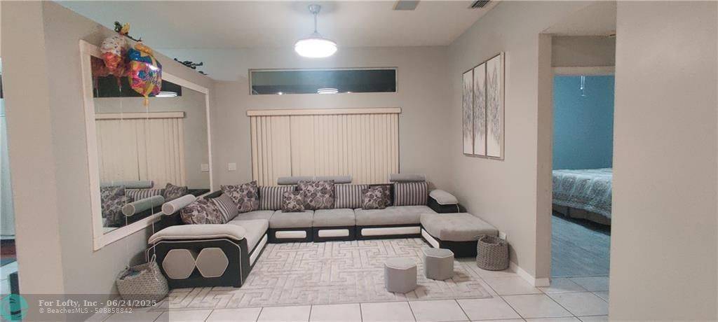 Weston, FL 33331,4070 Palmetto Trl