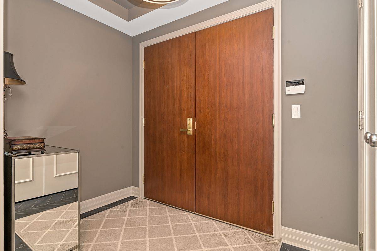 Hunt Club - Windsor Park Village And Area, ON K1V 1V6,3590 Rivergate WAY #708