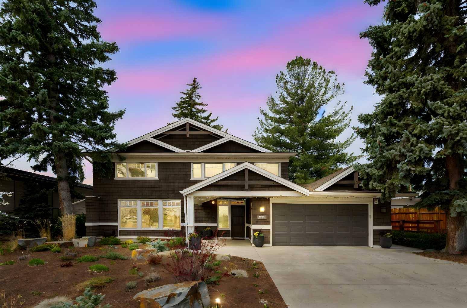 Calgary, AB T2T 3Y5,4815 14A ST Southwest
