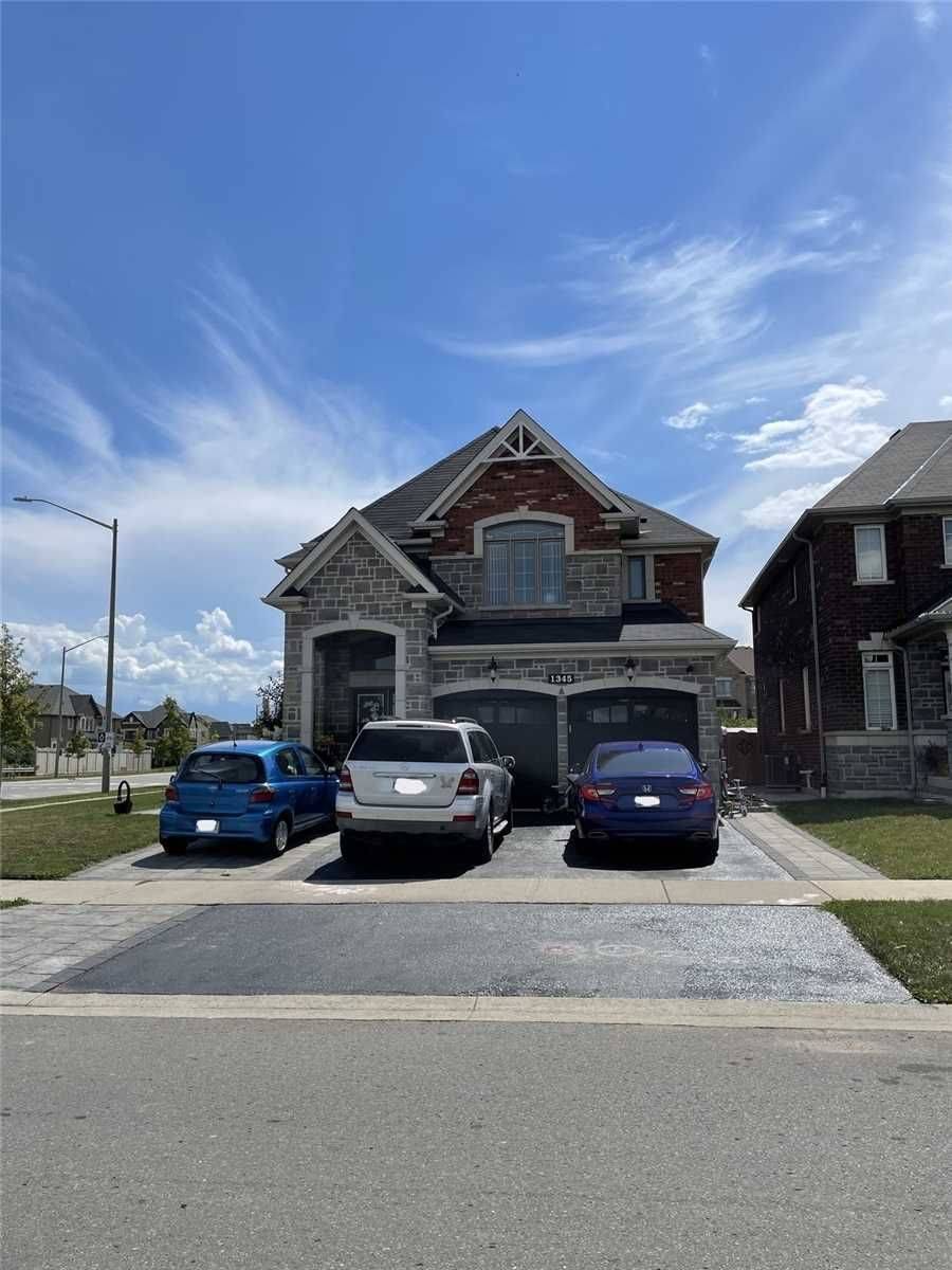 Innisfil, ON L9S 0J2,1345 Hunter ST