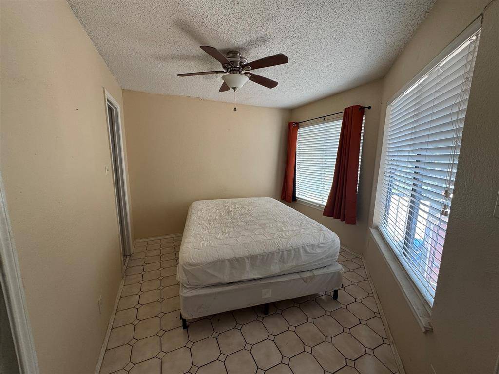 Dallas, TX 75243,9805 Walnut Street #C303