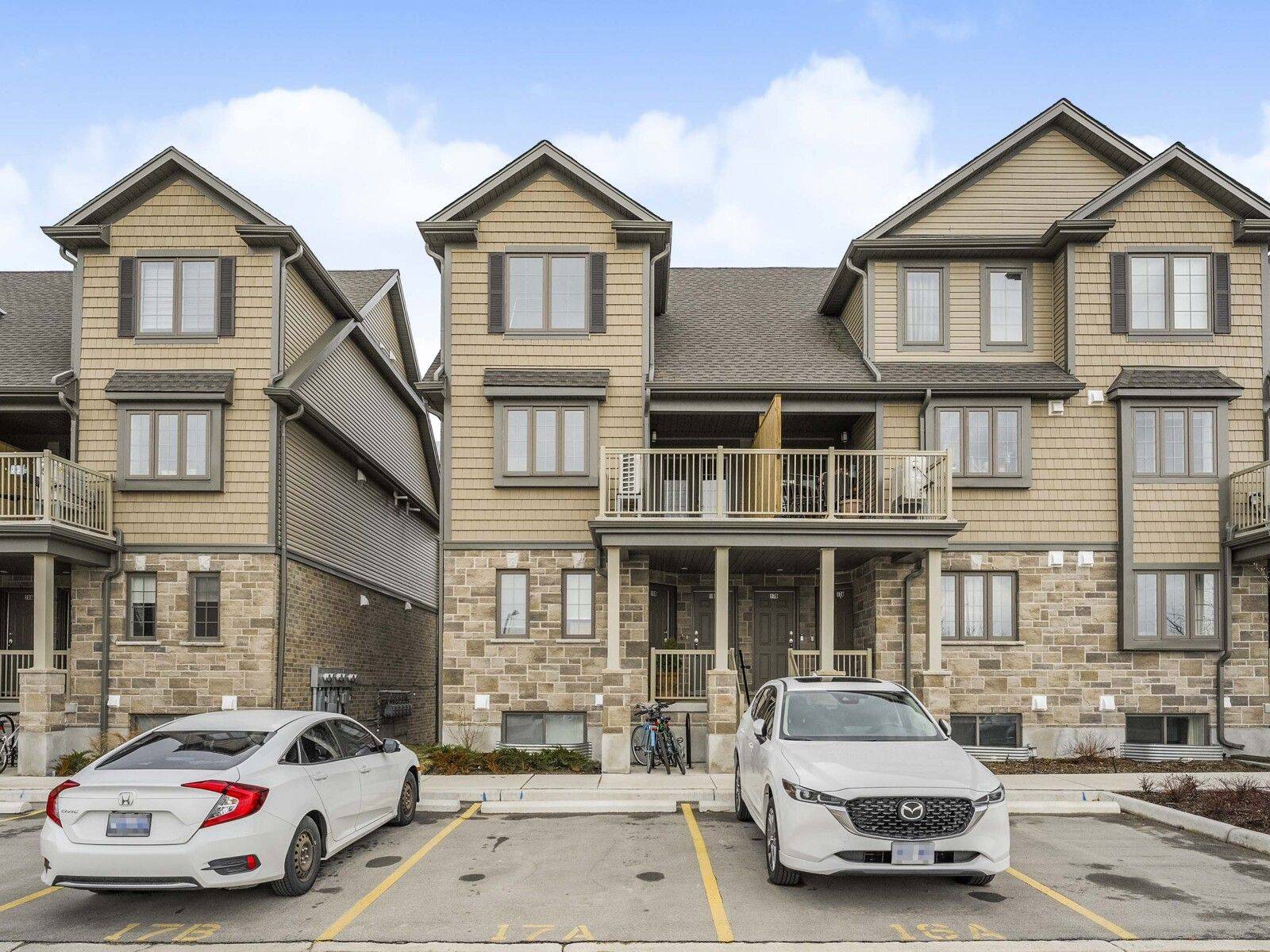 Guelph, ON N1E 0R4,85 Mullin DR #18A
