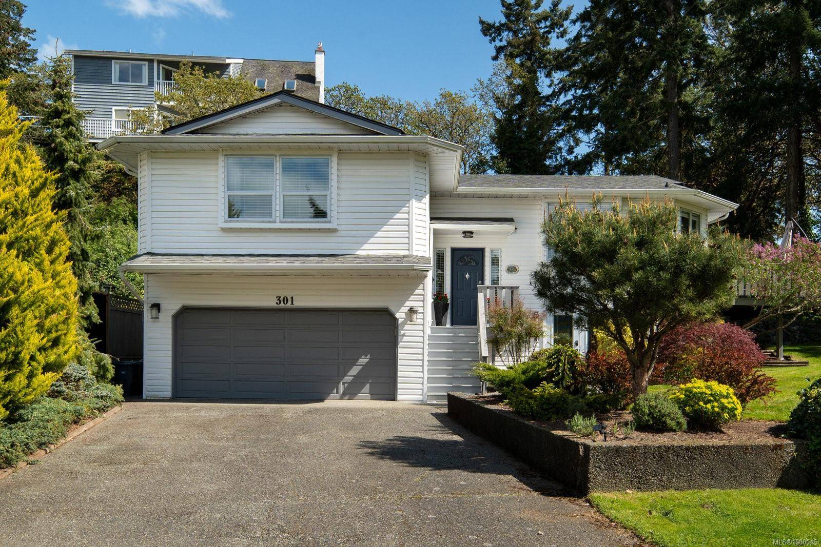 View Royal, BC V9B 1L3,301 Gull Rd