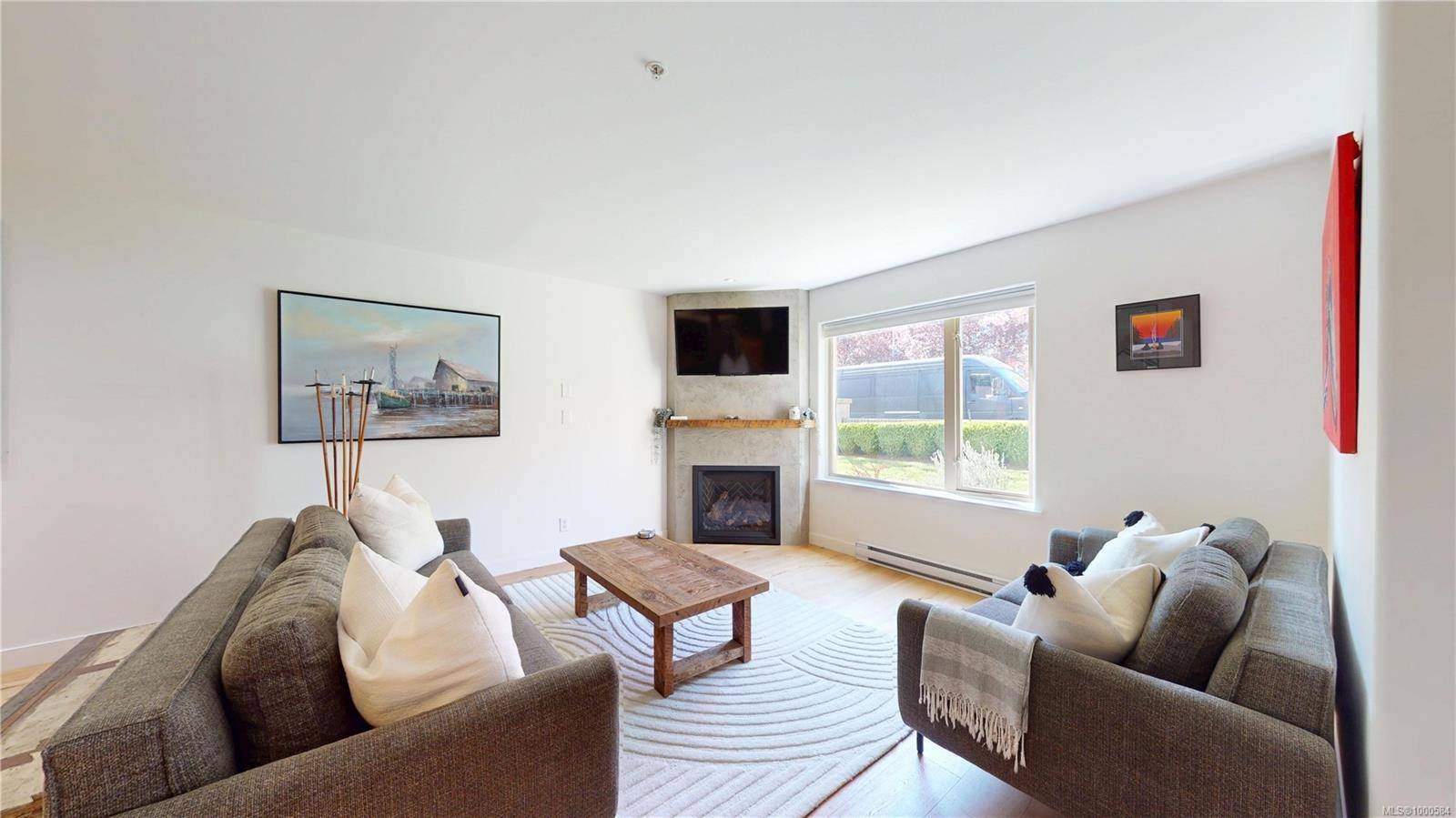 Victoria, BC V9A 7M6,33 Songhees Rd #4