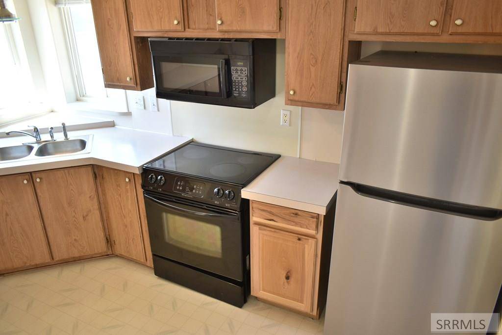 Pocatello, ID 83204,845 Barton Road