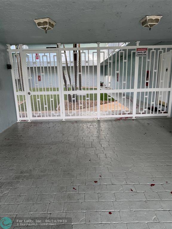 Plantation, FL 33324,455 S Pine Island Rd #206C