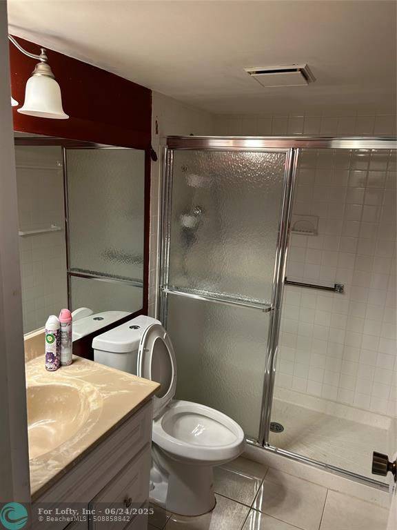 Lauderdale Lakes, FL 33313,2601 NW 48th Ter  #143