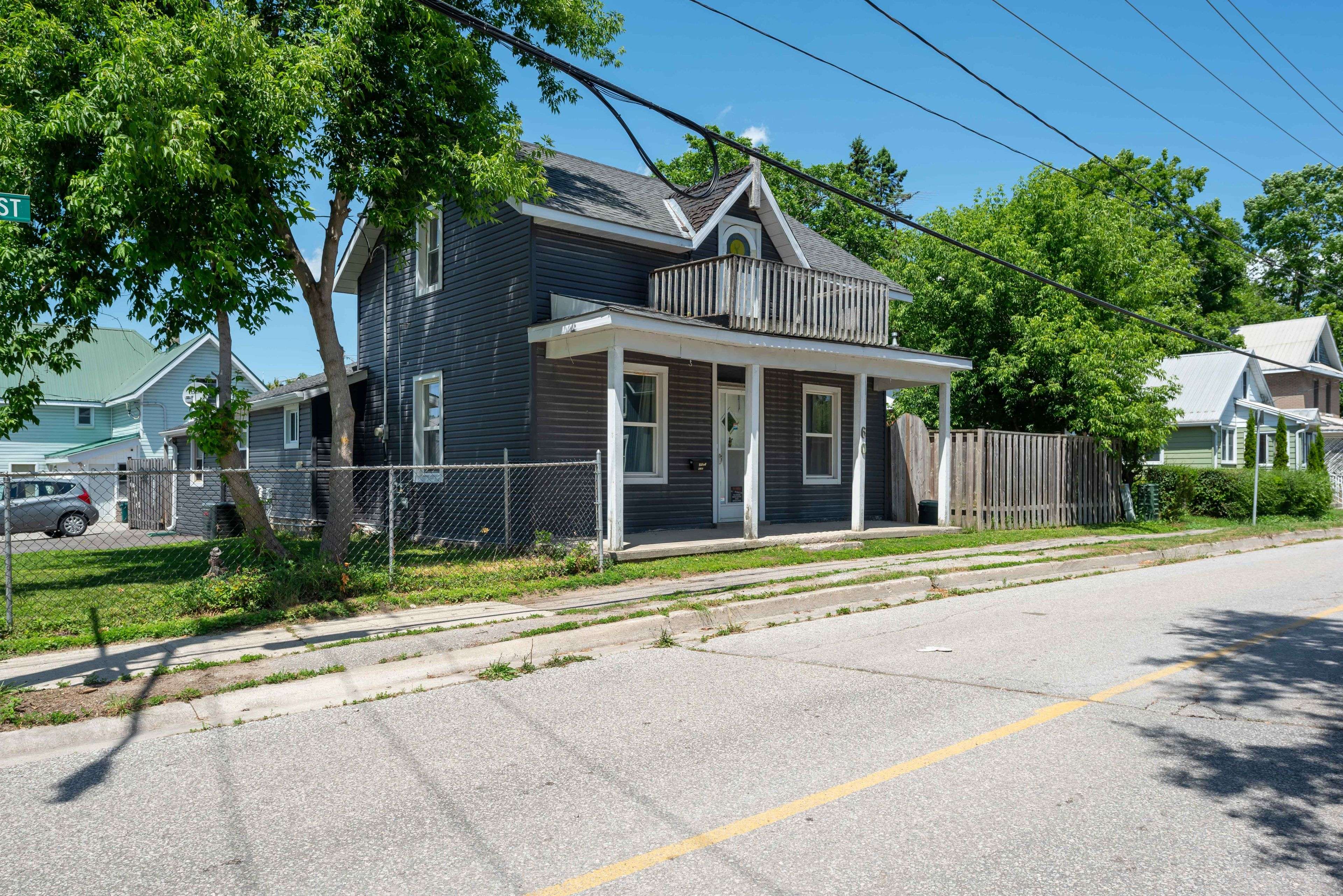 Orillia, ON L3V 2V8,60 Victoria ST