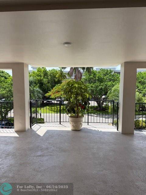 Pompano Beach, FL 33069,[StreetName,UnitNumber,StreetNumber,StreetDirPrefix]