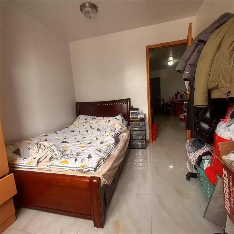 Brooklyn, NY 11220,864 56th ST #2C