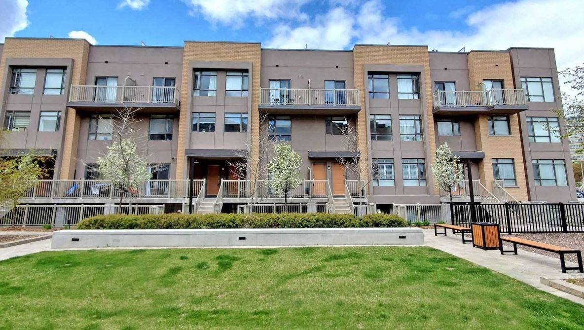 Toronto E11, ON M1B 0C4,90 Orchid Place DR #205
