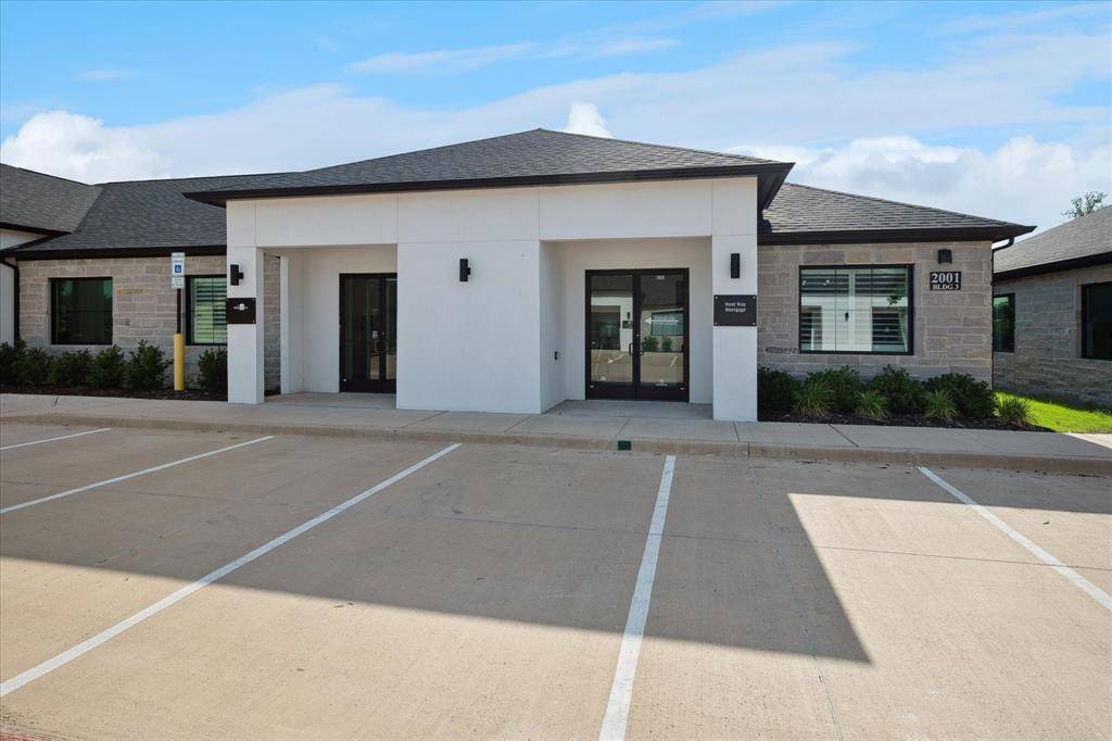 Mckinney, TX 75071,2001 Auburn Hills Parkway #303