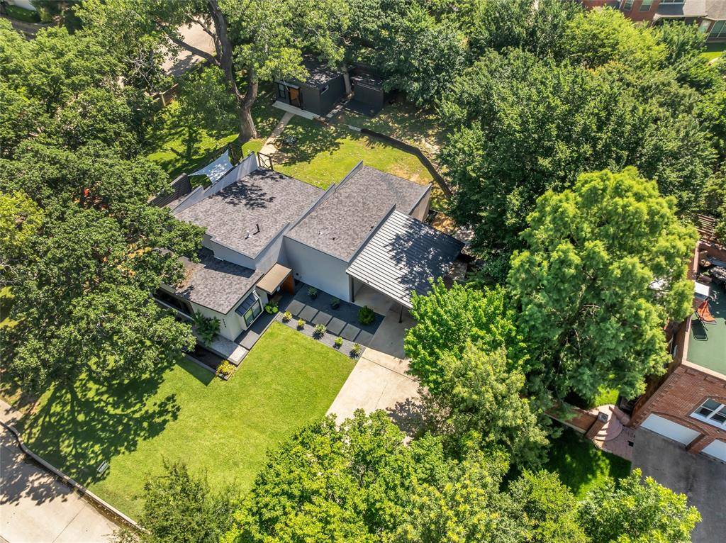 Grapevine, TX 76051,3449 W T Parr Road W