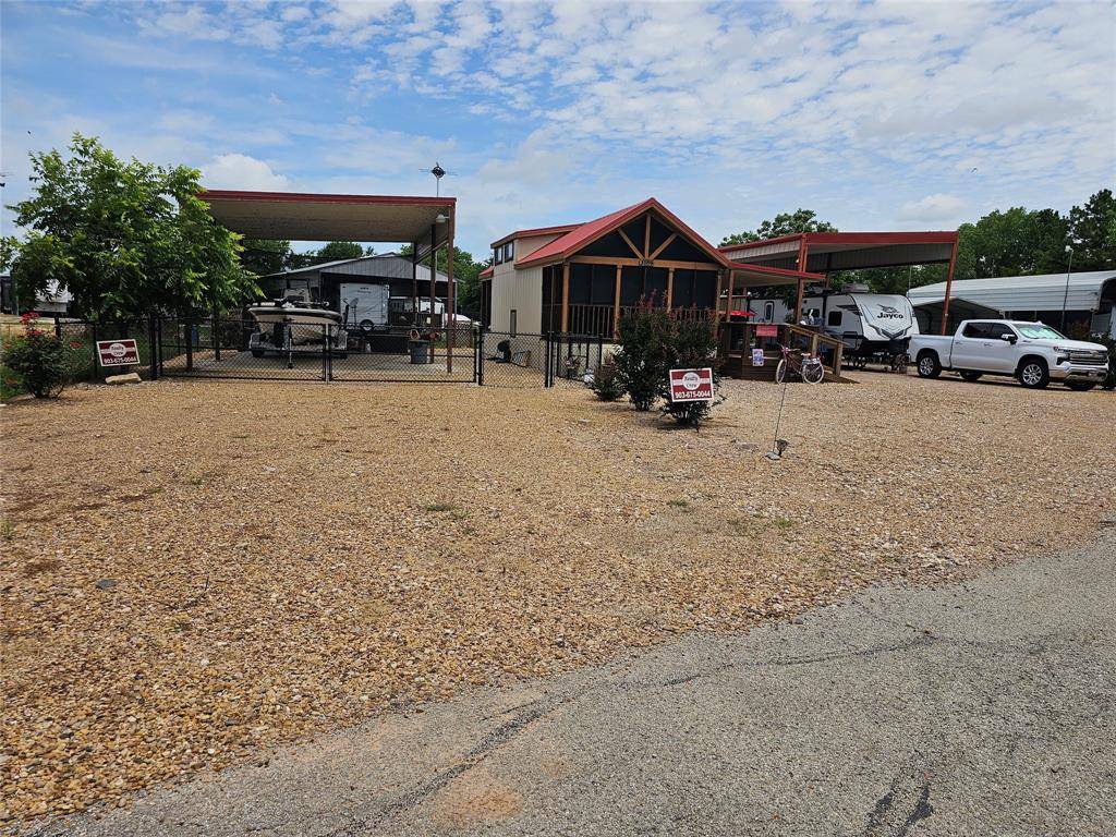 Kerens, TX 75144,3004 Seagull Road