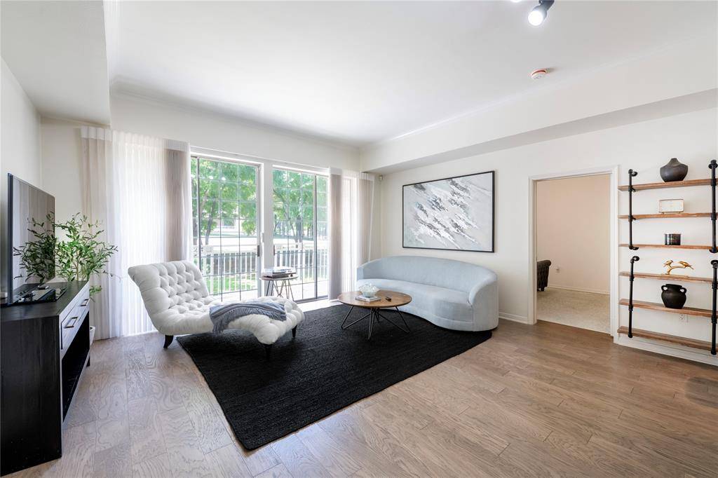 Dallas, TX 75219,3225 Turtle Creek Boulevard #206