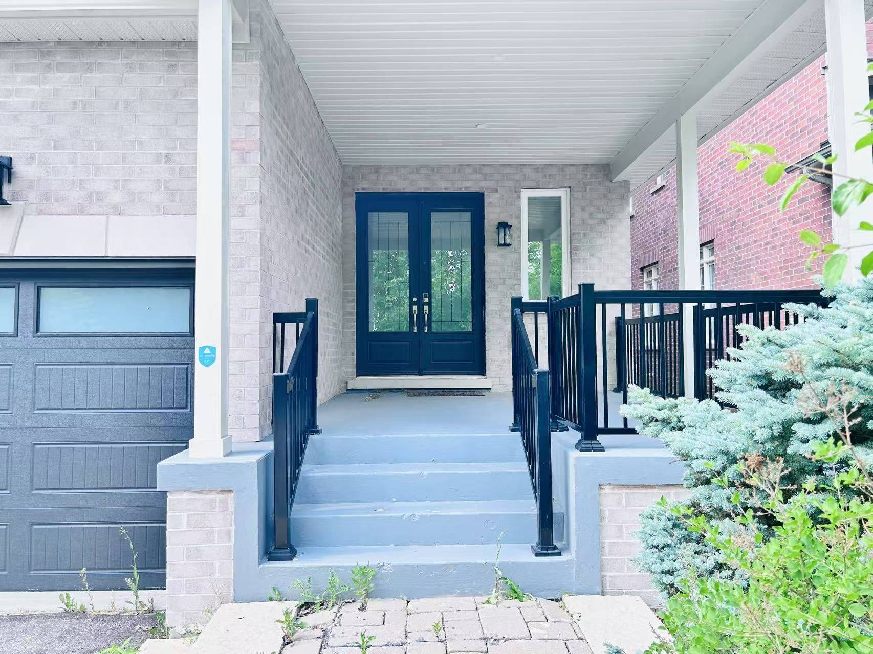 Markham, ON L6C 0A8,4 Castleglen BLVD
