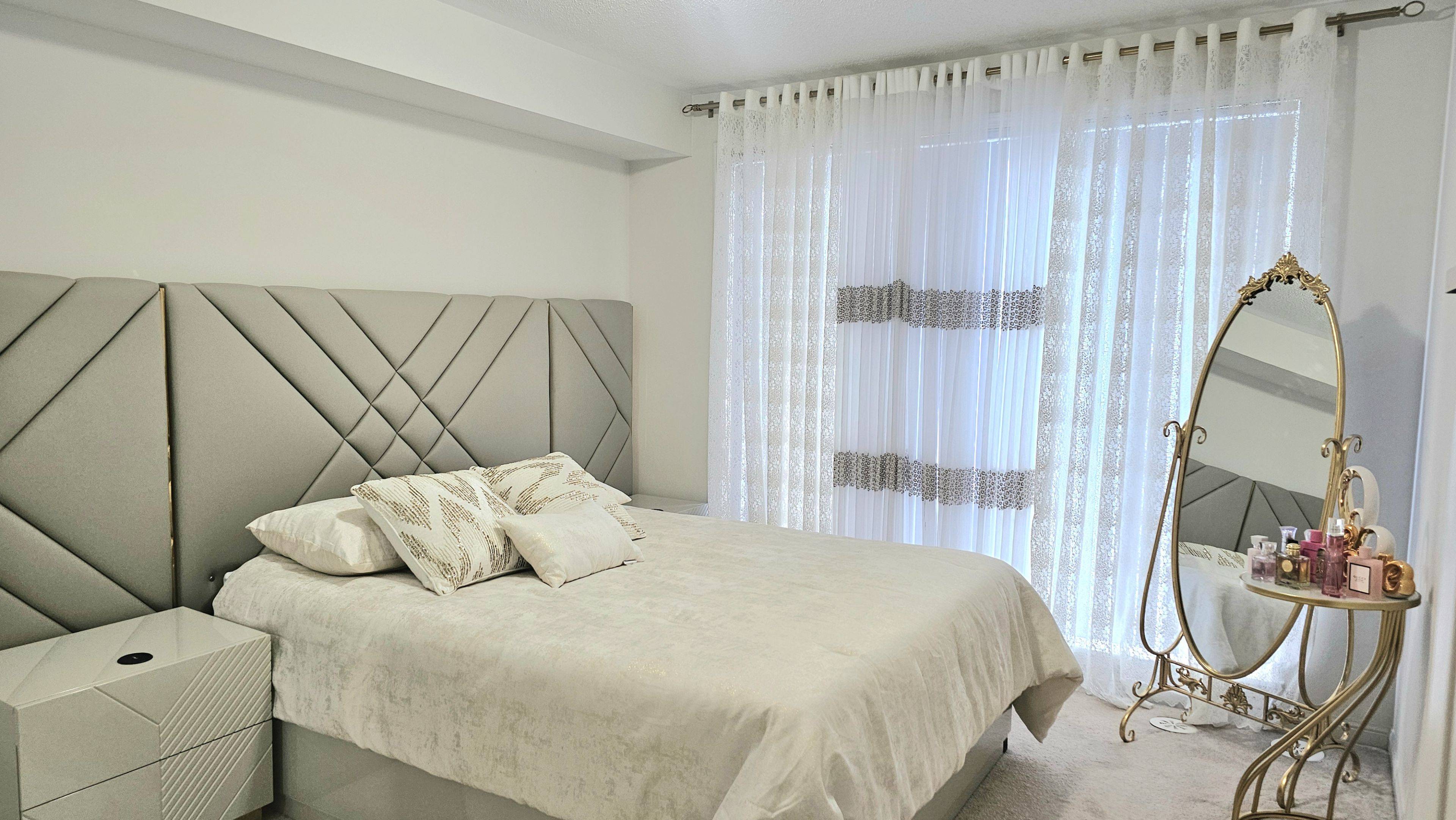 Brampton, ON L6R 3Y7,250 Sunny Meadow BLVD #101
