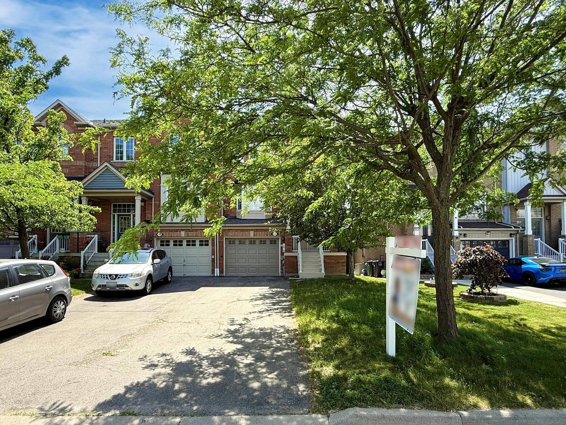Mississauga, ON L5W 1R8,6630 Opera Glass CRES