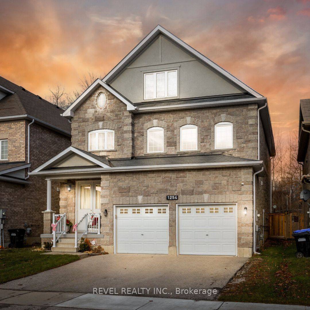Innisfil, ON L9S 0G3,1254 Leslie DR