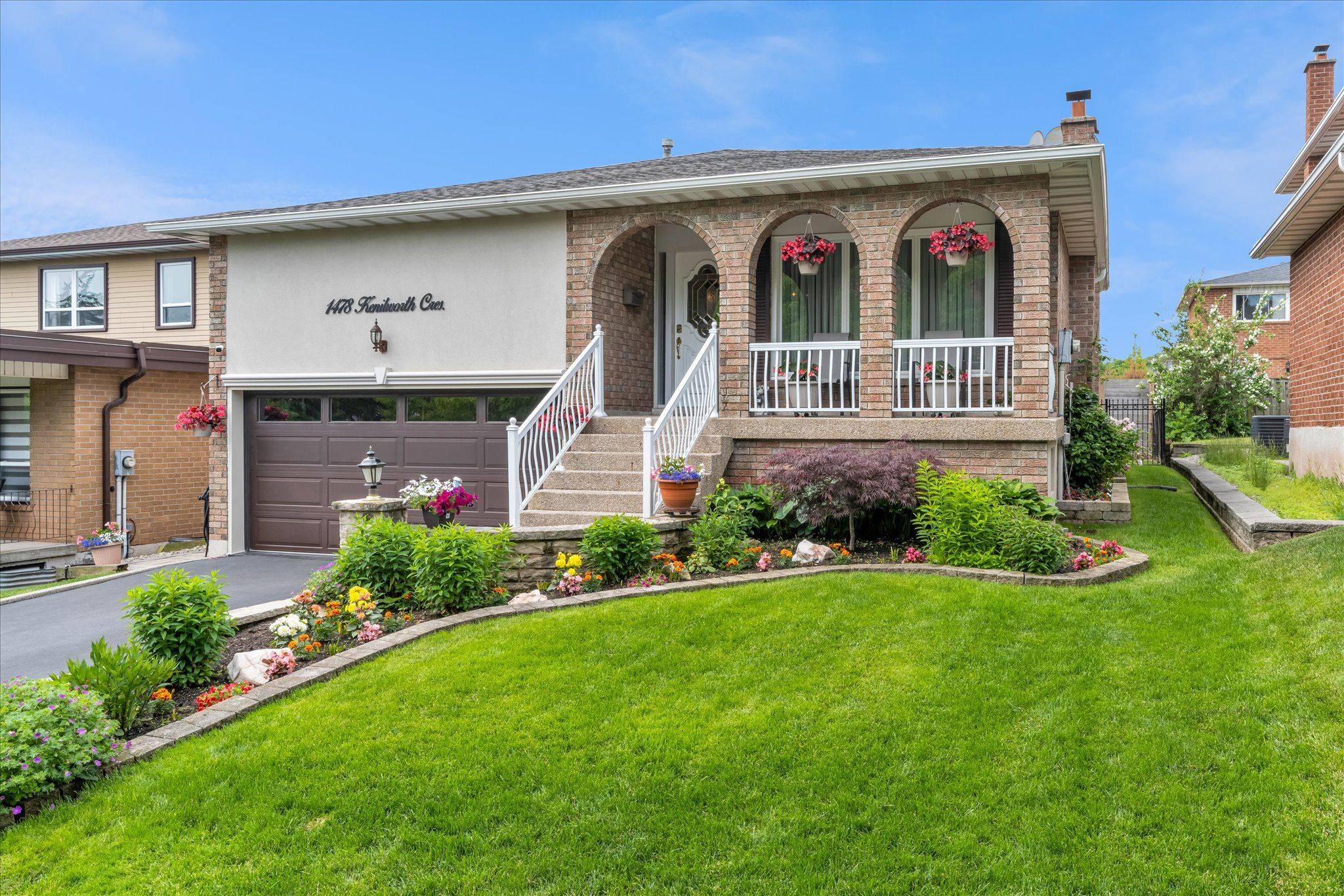 Oakville, ON L6H 3G1,1478 Kenilworth CRES