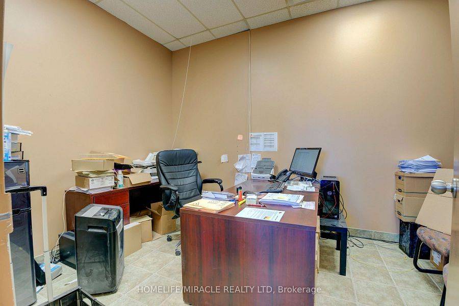 Brampton, ON L6T 4H9,173 Advance BLVD #45