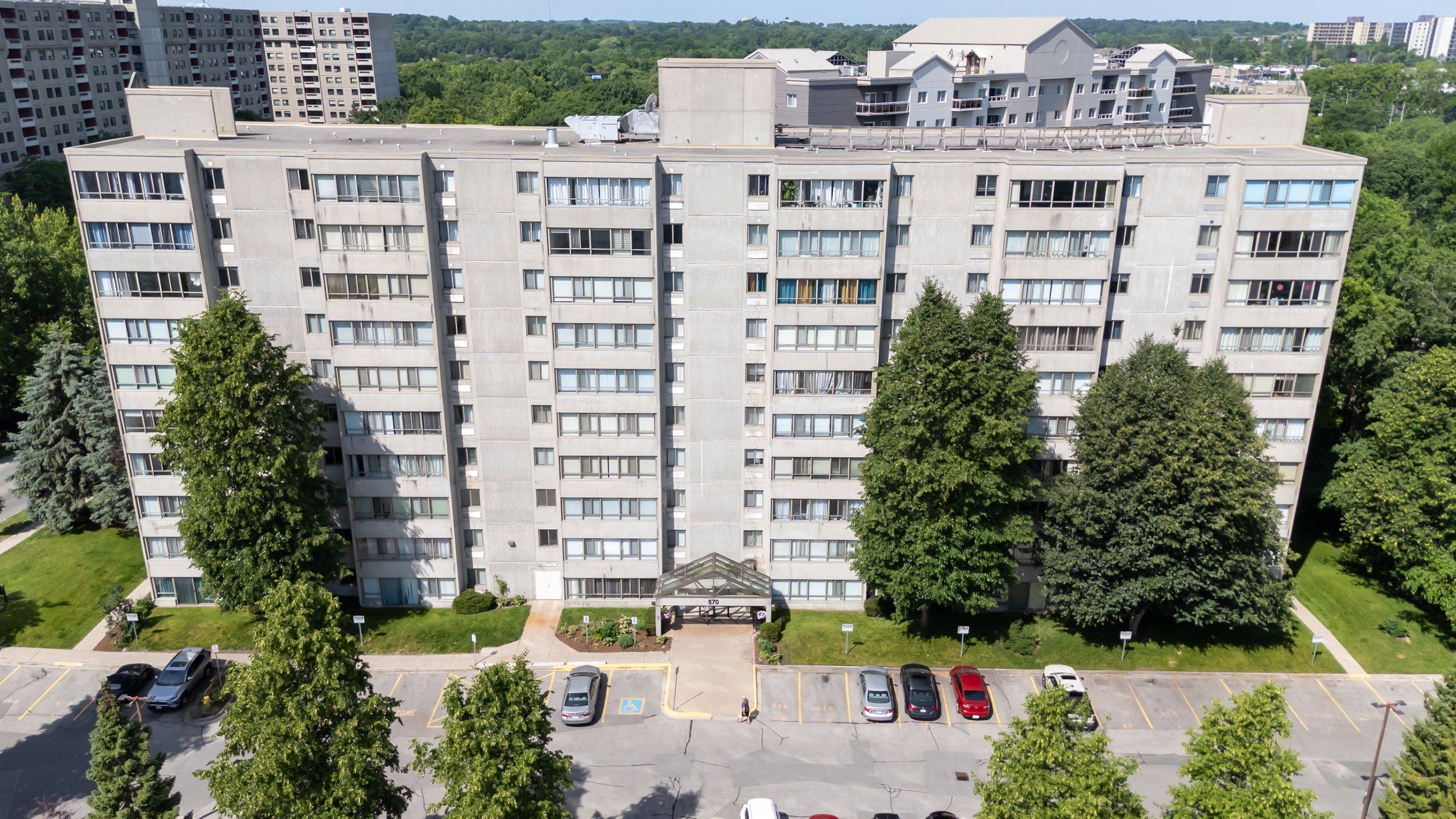 London North, ON N6G 4Z1,570 Proudfoot LN #604