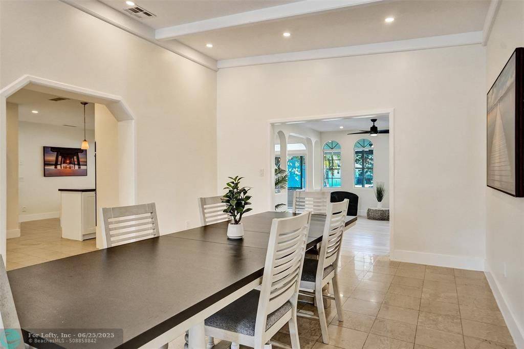 Plantation, FL 33325,Address not disclosed