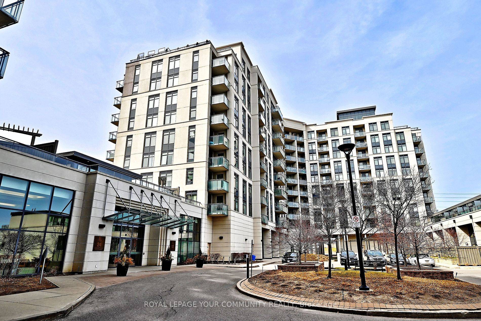 Vaughan, ON L4L 8C3,12 Woodstream BLVD #1018