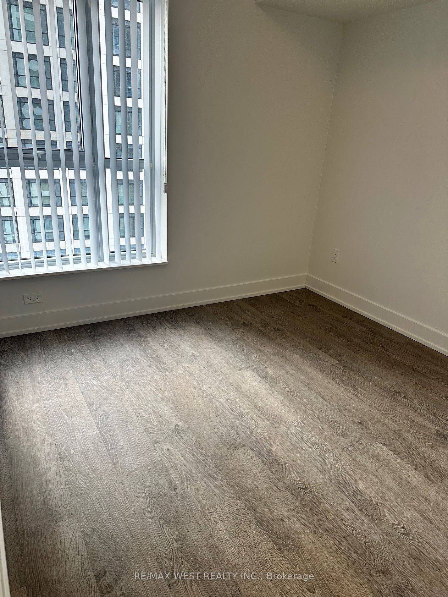 Toronto W08, ON M9A 0C9,7 Mabelle AVE #1610
