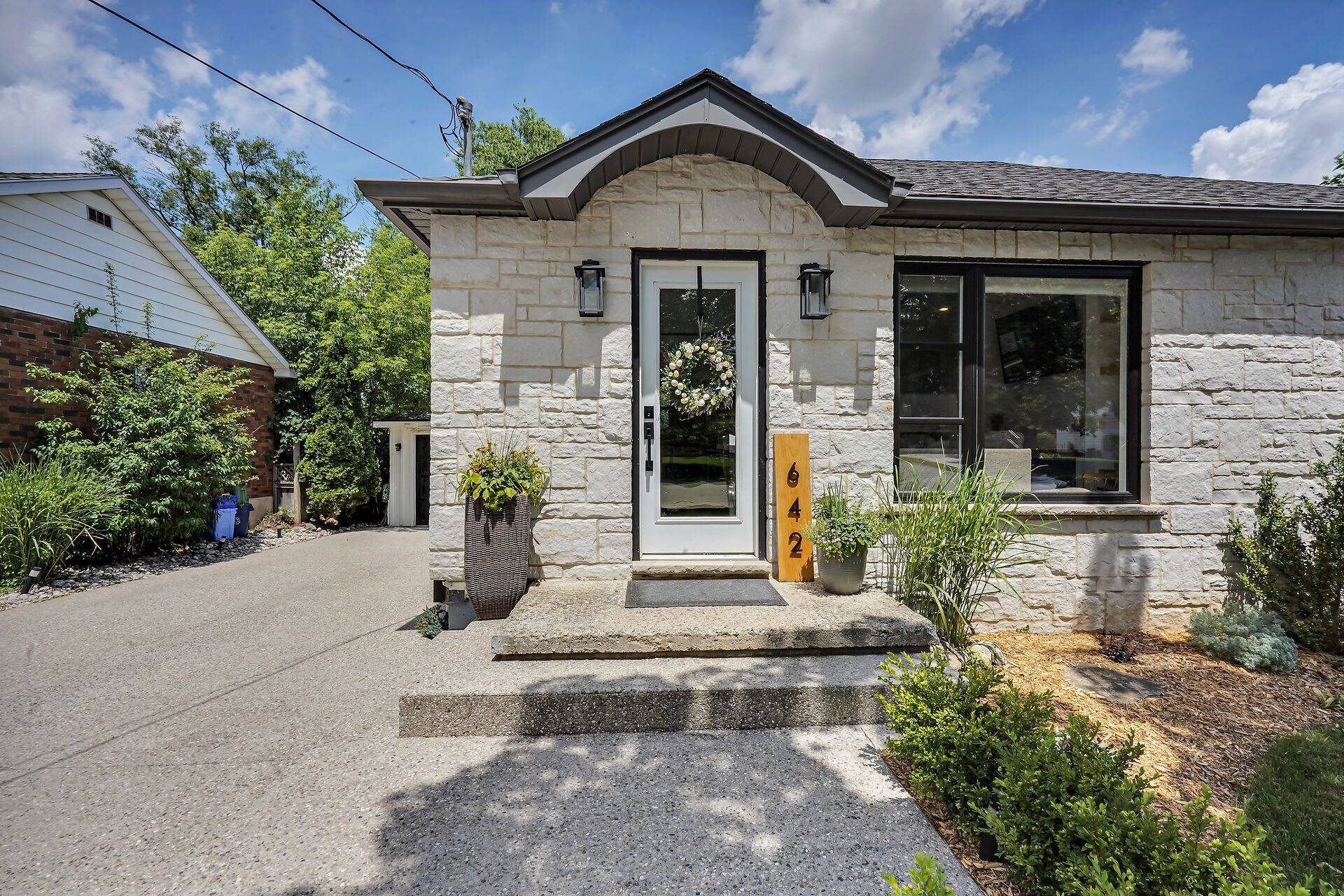 London South, ON N6C 2L7,642 PERCY ST