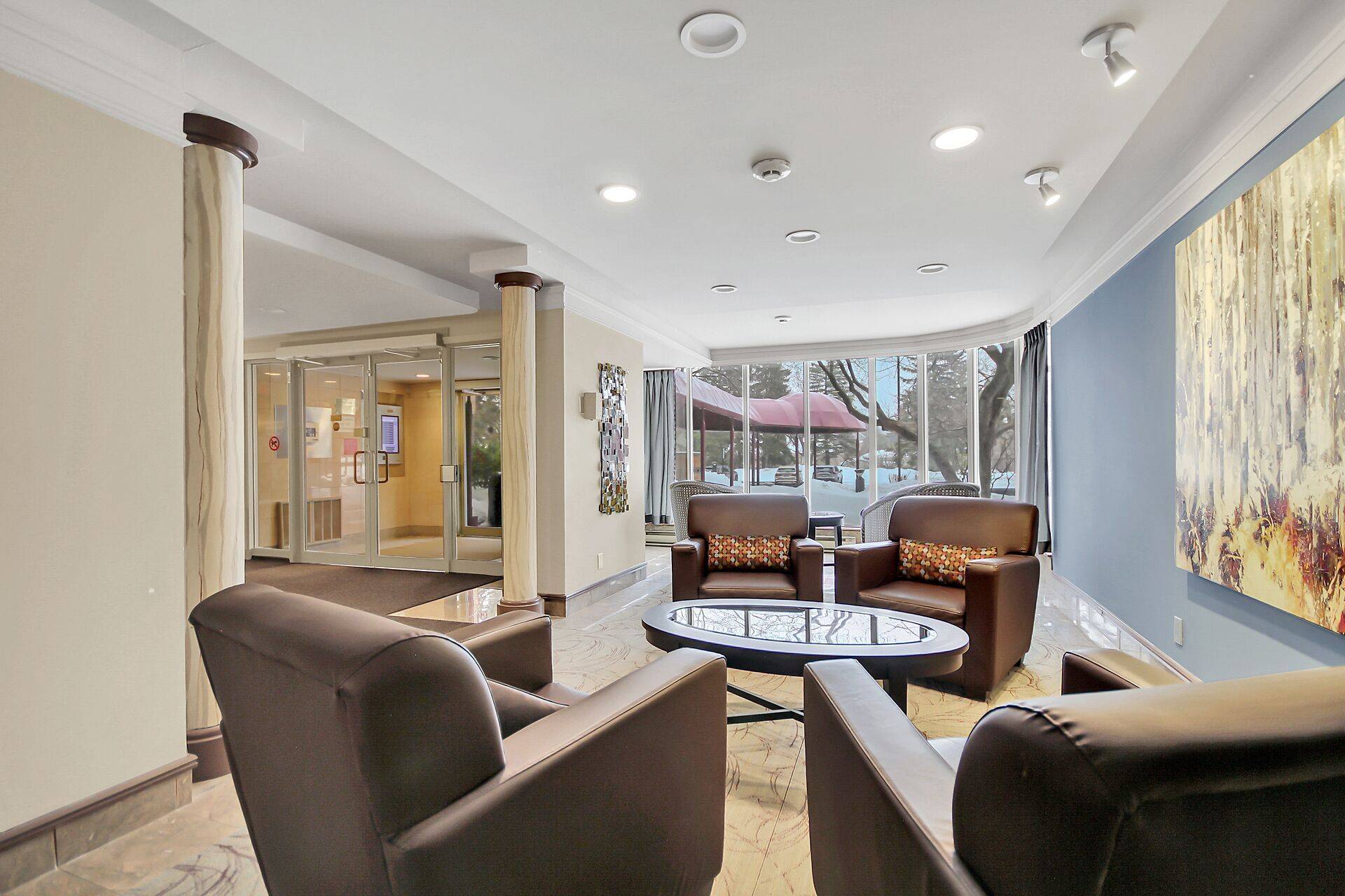 Cityview - Parkwoods Hills - Rideau Shore, ON K2E 8B8,100 Grant Carman DR #902