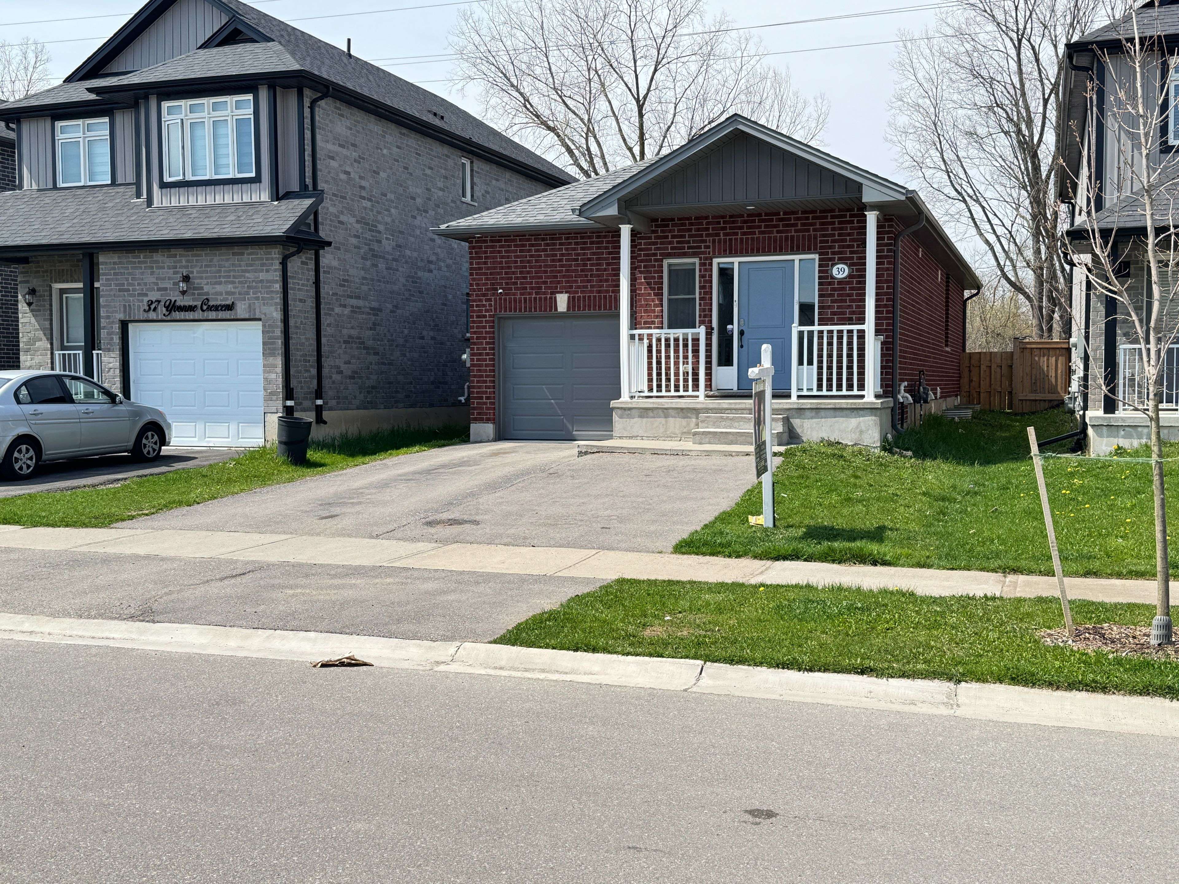 London South, ON N5Z 0A6,39 Yvonne CRES #LOWER