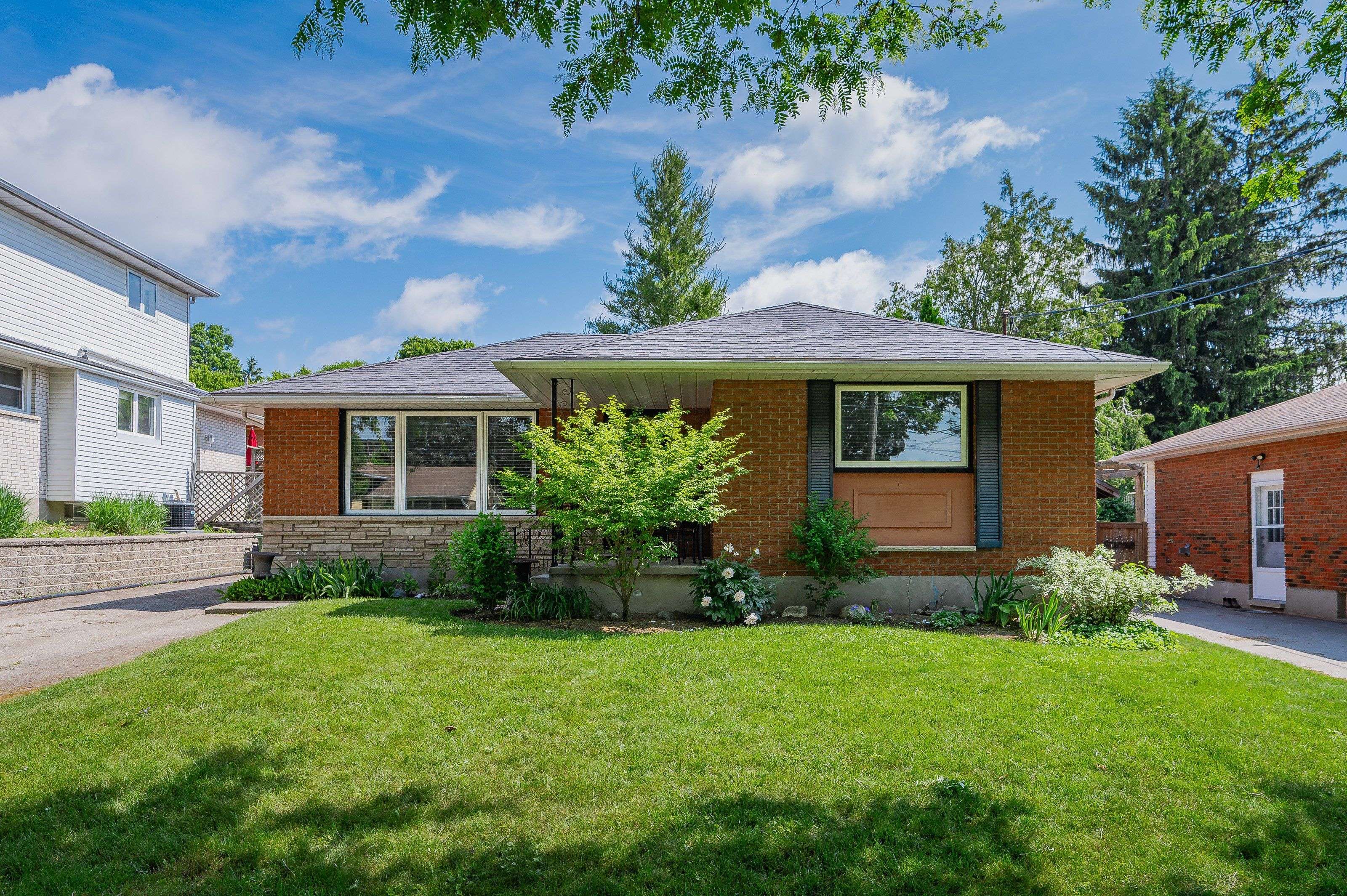 Guelph, ON N1H 6G3,67 Sleeman AVE