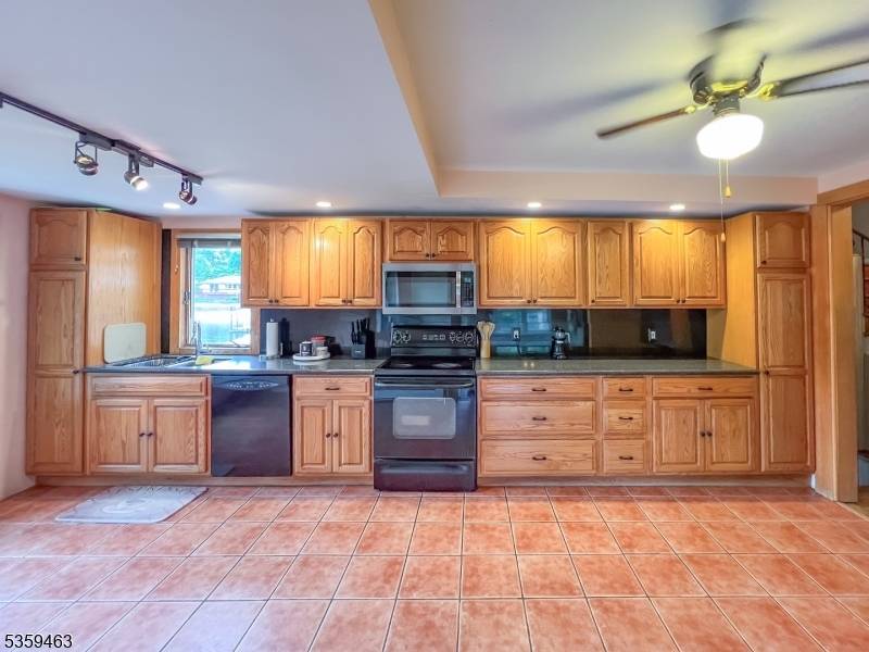 Jefferson Twp., NJ 07438,5461 Berkshire Valley Rd