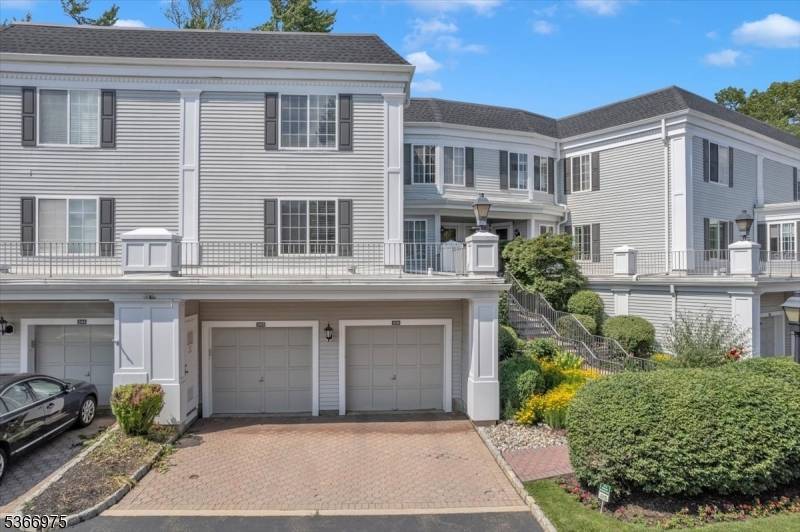 Chatham Twp., NJ 07928,240 Riveredge Dr