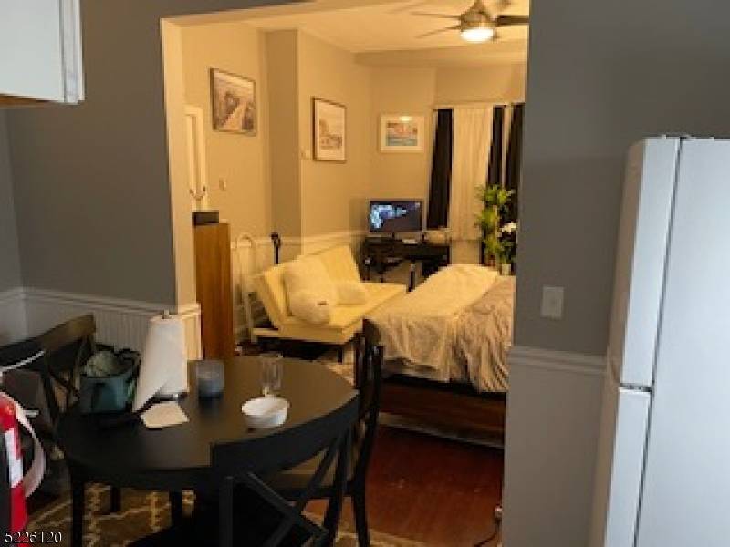 Morristown Town, NJ 07960,6 Macculloch Ave #3